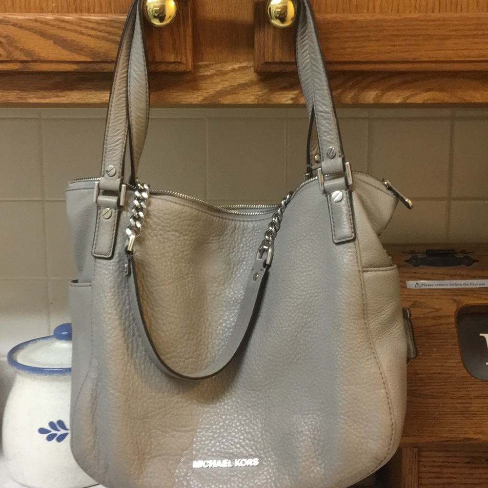 Good used Michael kors purse